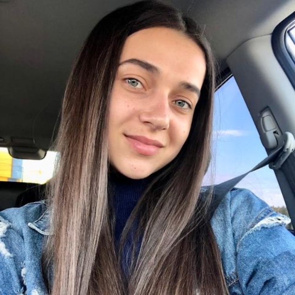 Meet your Posher, Ariadna